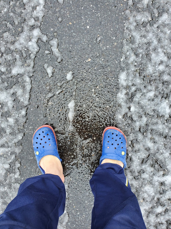 スカイラインの雪が積もった・ゆきいらねぇぇぇ。。に関するカスタム事例の投稿画像4枚目