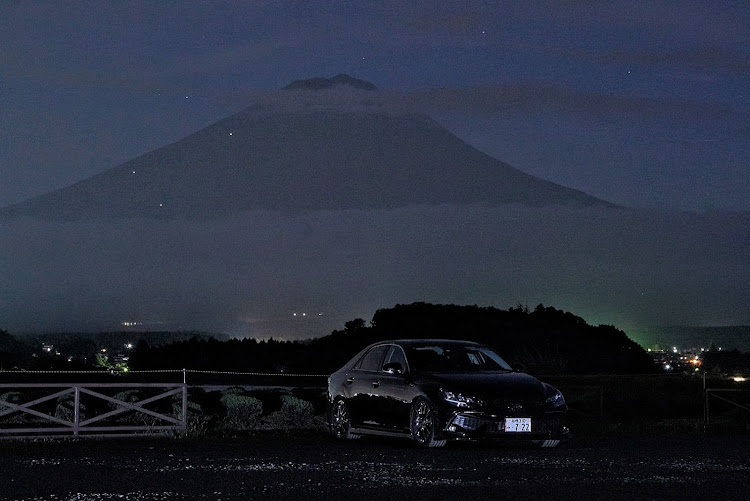 マークXの富士スバルライン五合目・精進湖・オイル交換・純正ホイール・富士山に関するカスタム事例の投稿画像12枚目