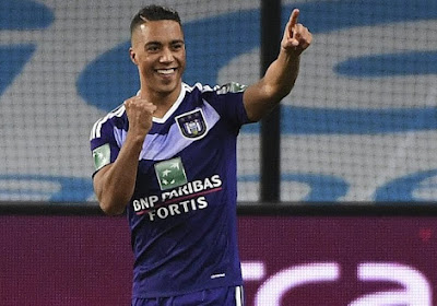 Twitter wordt gek na nieuwe pegel van Tielemans: "Ongelofelijk dat hij zonder Gouden Schoen uit België gaat vertrekken" (mét beelden)