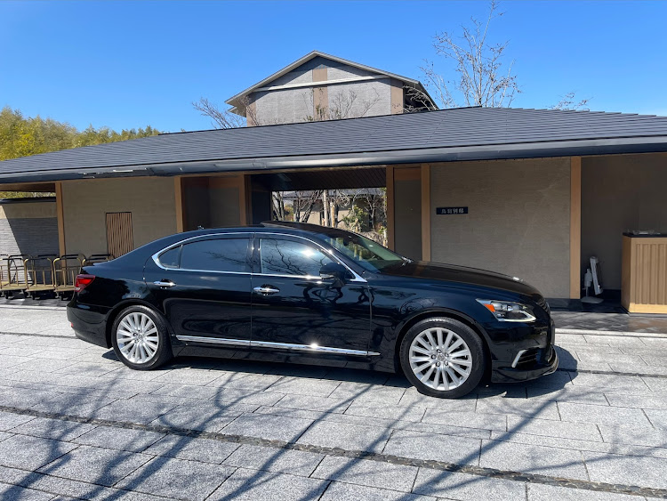 LSのエクシブ・エクシブ鳥羽別邸・LS460Lに関するカスタム事例の投稿画像2枚目