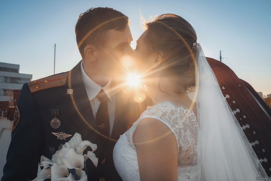 Wedding photographer Polina Romanova (12324564). Photo of 3 November 2018