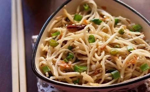 Hakka Noodles