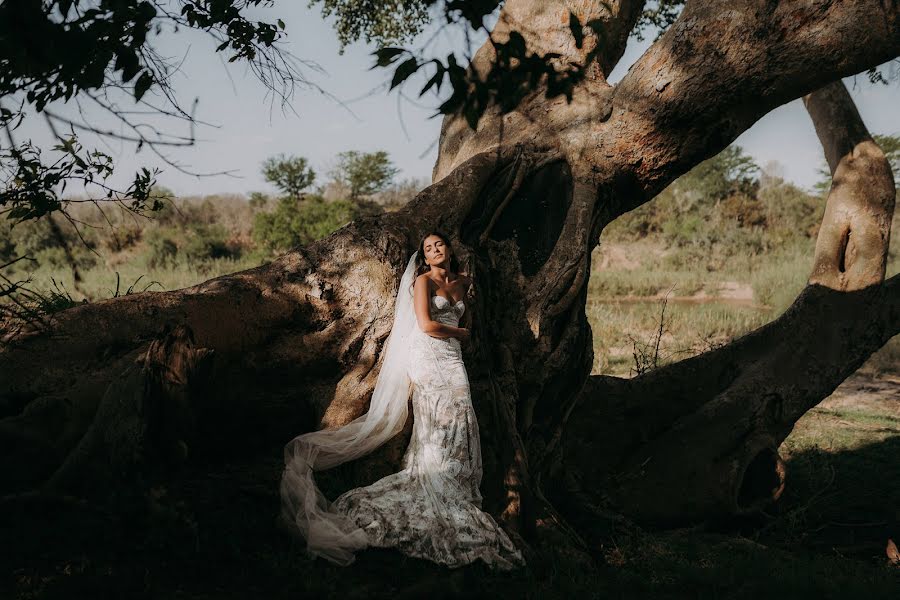 Fotografo di matrimoni Sarka Parkes (sarkaparkes). Foto del 17 ottobre 2022