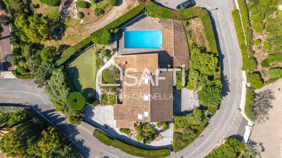 Vente maison 5 pièces 180 m² à Saint-raphael (83700), 1 095 000 €