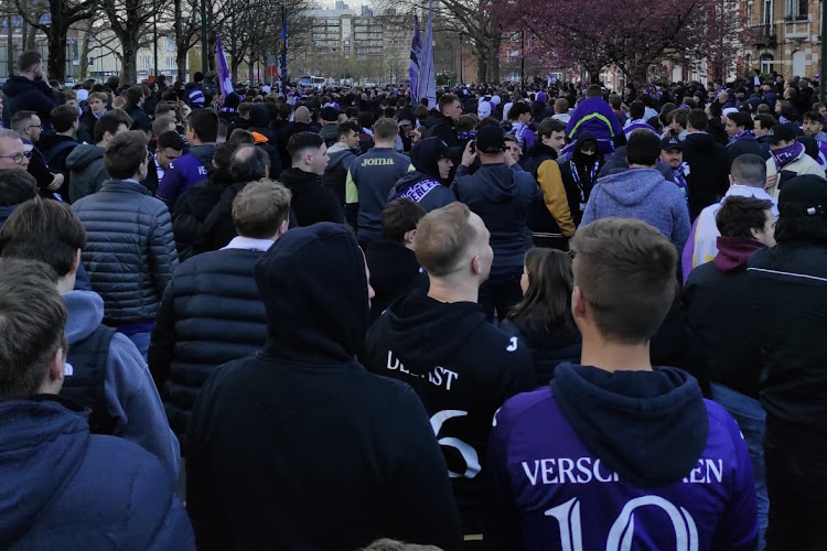 🎥 Fans van Anderlecht laten de spelers voelen hoe belangrijk dit is