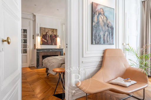 Apartment 5