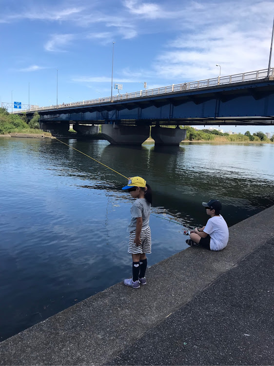 ヴィッツのみなとみらい・ハーレーダビッドソン・多摩川・ハゼ釣りに行ってきました😁・スズキ新型刀！見てきました！に関するカスタム事例の投稿画像3枚目