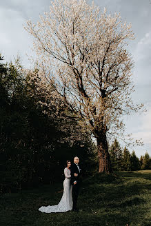 Kāzu fotogrāfs Oskar Żak (fotografnowysacz). Fotogrāfija: 17. aprīlis