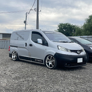 NV200バネット