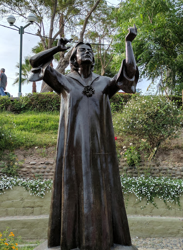 Monumento a Chabuca Granda en Lima