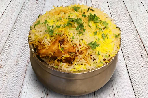 Hyderabad Zyqa Chicken Handi Biryani