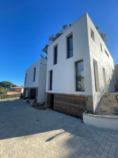 Maison avec jardin et terrasse 5