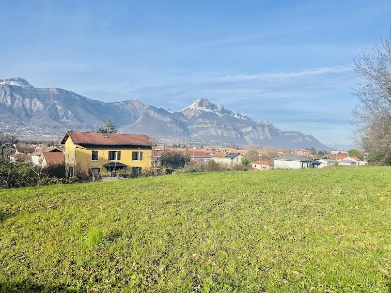 Vente terrain  760 m² à Le Versoud (38420), 315 000 €