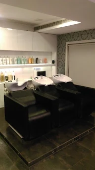 Pure Salon photo 3