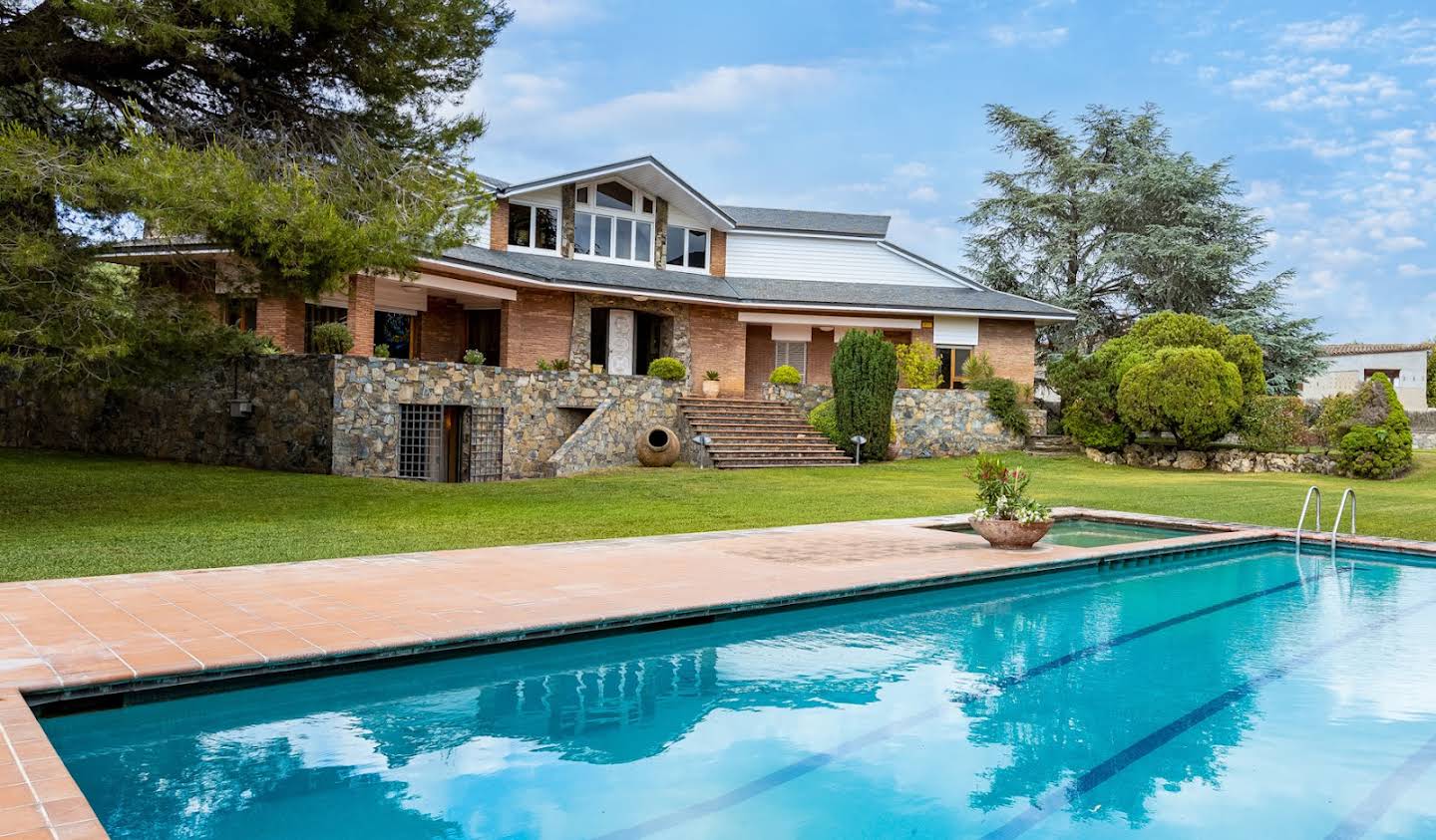 Maison avec piscine et jardin Montornès del Vallès