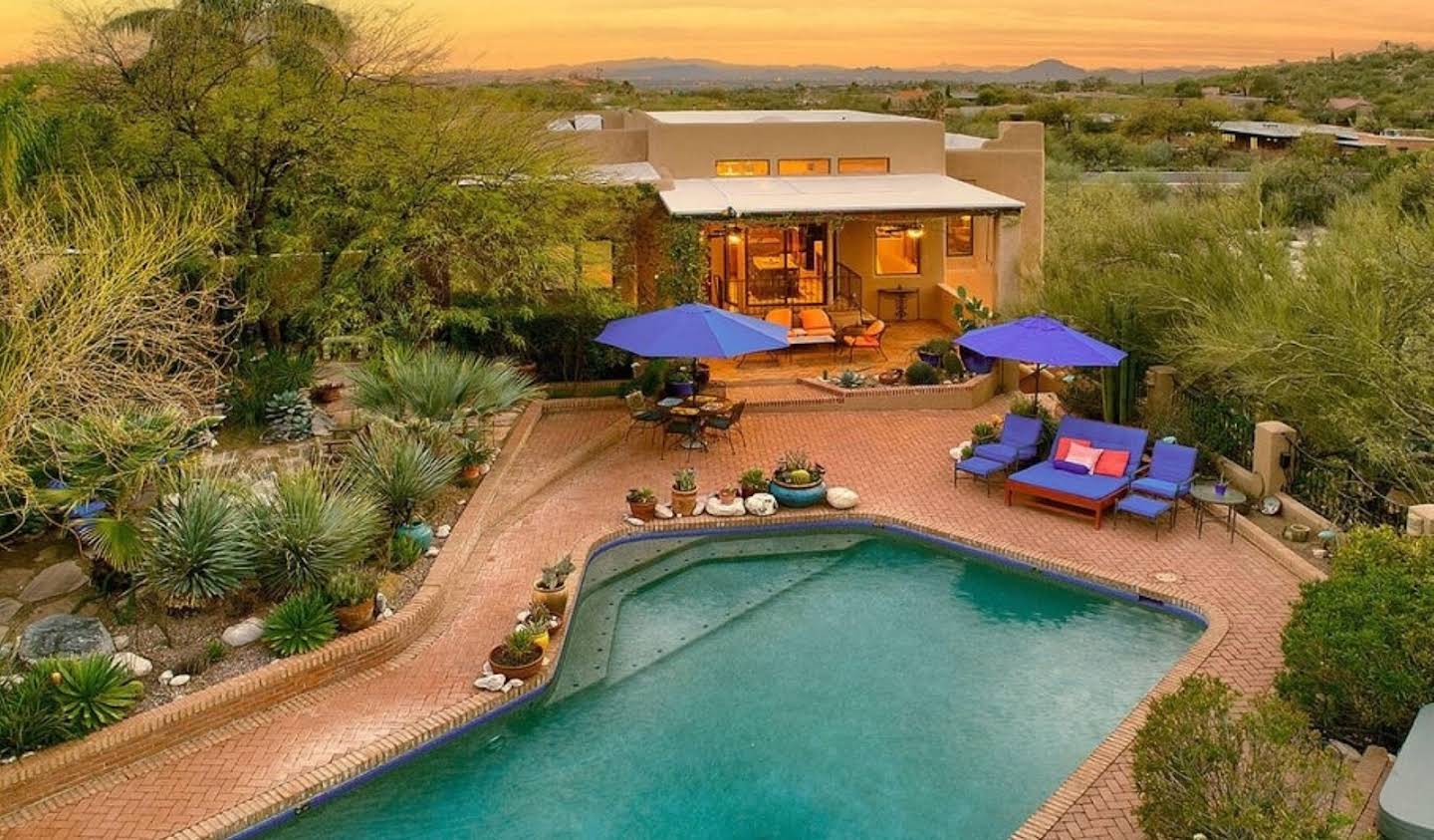 House with pool Tucson