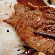 阿彤北和牛海鮮燒肉(斗六直營店)