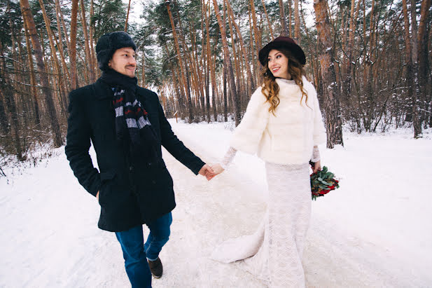 Wedding photographer Lyuba Zholob (luba-jolob). Photo of 10 December 2017