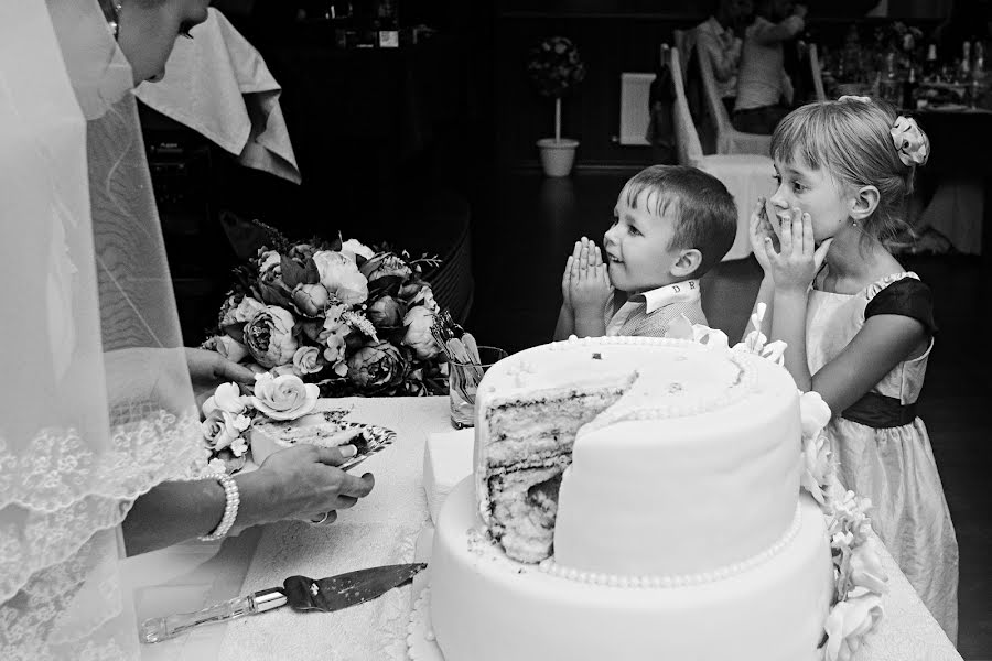 Fotógrafo de casamento Lyudmila Rumyanceva (mila). Foto de 17 de setembro 2015