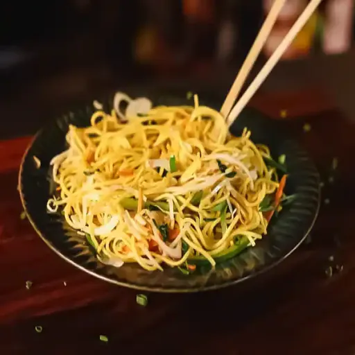 Paneer Hakka Noodles