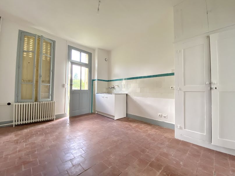 Vente maison 3 pièces 78 m² à Vierzon (18100), 76 000 €