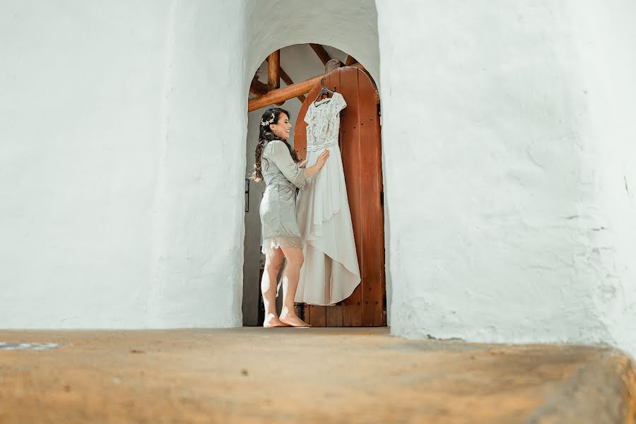 Wedding photographer Carlos J Correa (carlosjcorrea). Photo of 10 February 2022