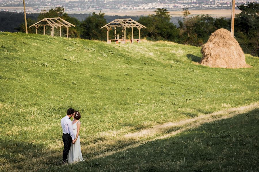 Hochzeitsfotograf Cezar Zanfirescu (cezarzanf). Foto vom 8. März 2017