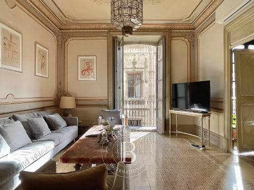Private mansion 4