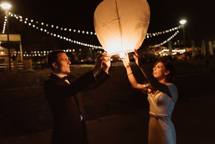 Fotografo di matrimoni Milan Radojičić (milanradojicic). Foto del 14 ottobre 2019