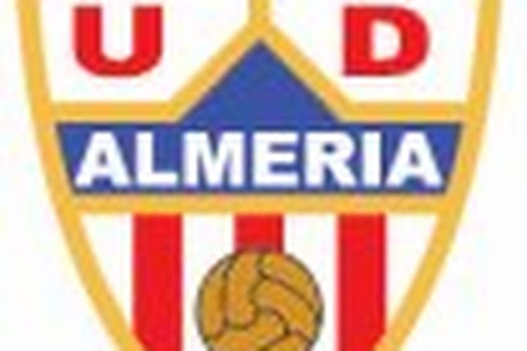 Hugo Sanchez reprend Almeria