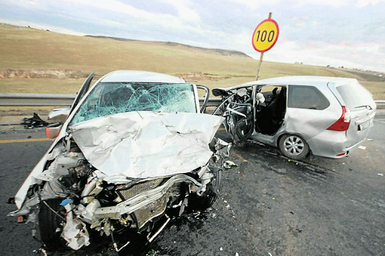 The two vehicles involved in an accident in which two Anglican Church members died on the N2 near Cwegcwana near the Mthentu Cuttings outside Mthatha. Six other people were injured after their Toyota Avanza collided head-on with with a sedan on Sunday.