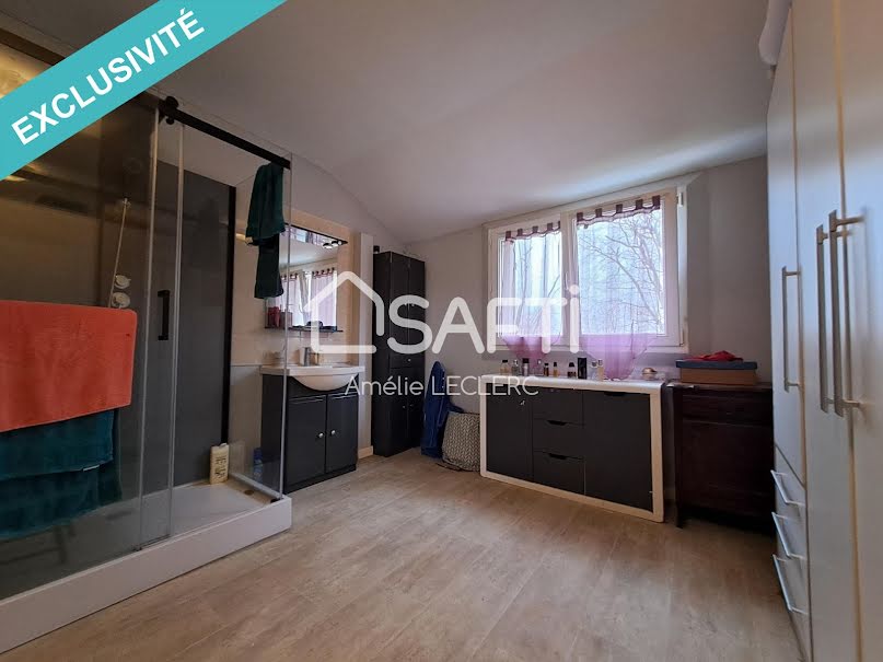 Vente maison 8 pièces 160 m² à Mortain (50140), 199 000 €