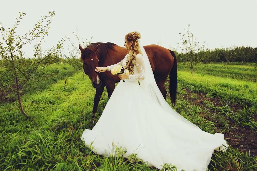 Wedding photographer Timur Ortabaev (zolia). Photo of 27 August 2014