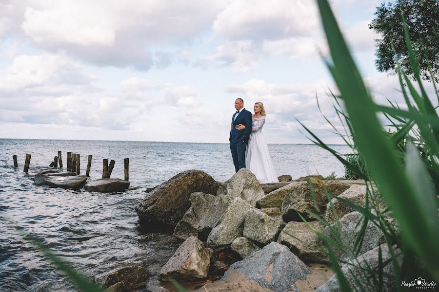 Fotografo di matrimoni Łukasz Peszko (peszkostudiofoto). Foto del 12 luglio 2019