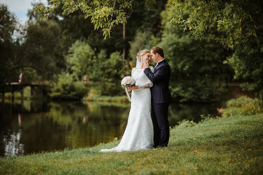 Wedding photographer Roman Kostyuchenko (ramonik). Photo of 27 December 2016