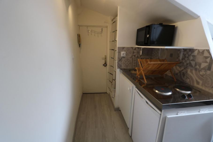 Location meublée appartement 1 pièce 10 m² à Nice (06000), 448 €