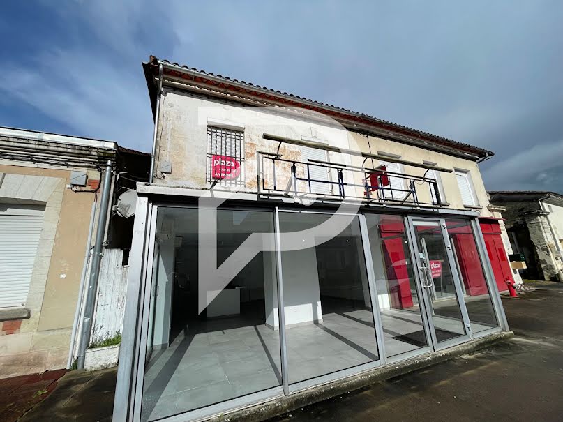 Vente locaux professionnels  100 m² à Coutras (33230), 101 500 €