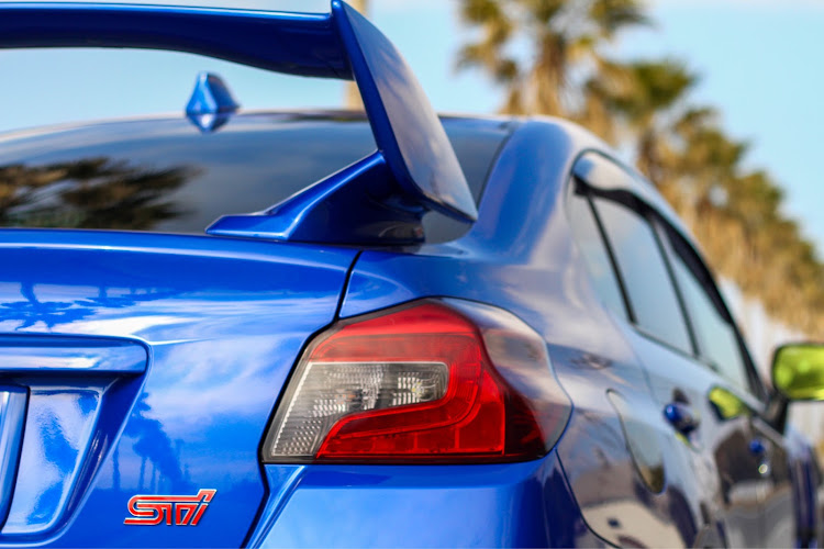 WRX STIの千葉フォルニア・カメラ練習に関するカスタム事例の投稿画像3枚目