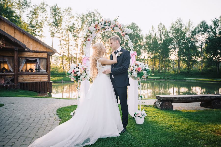 Wedding photographer Vitaliy Kvant (kbaht). Photo of 5 June 2016