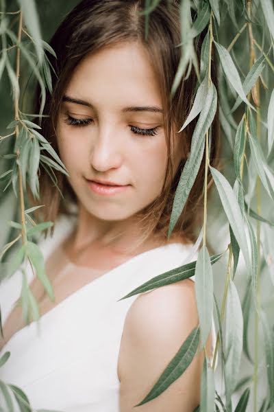 Wedding photographer Alena Ryabinina (ryabinina). Photo of 18 August 2019