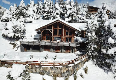 Chalet with panoramic view 13