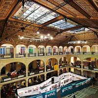 Sala Borsa - biblioteca di Bologna di 