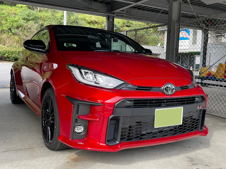 にゃあ大佐さんが投稿したにゃあの適当インプレ・サーキット走行・狼の皮を被った羊・雪絶頂に関するカスタム事例の投稿画像1枚目