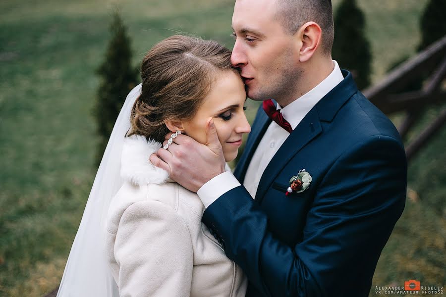結婚式の写真家Aleksandr Kiselev (kiselev32)。2016 4月7日の写真