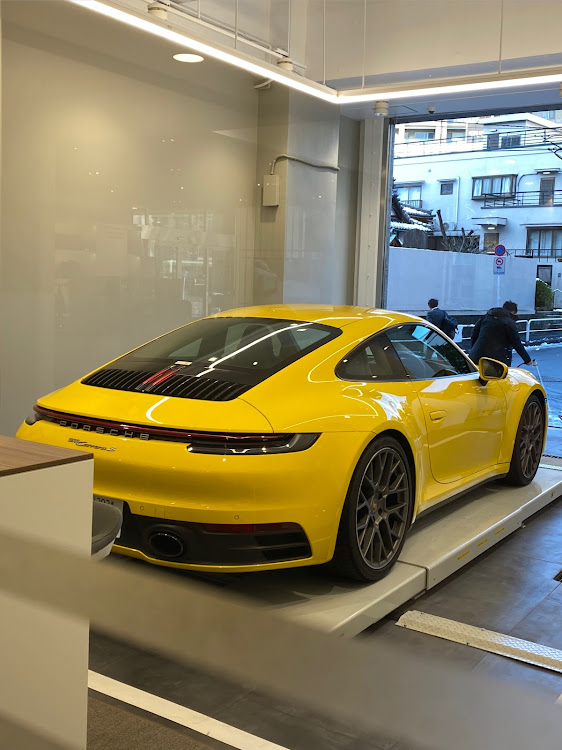 911 クーペの筑波サーキット・992に関するカスタム事例の投稿画像3枚目