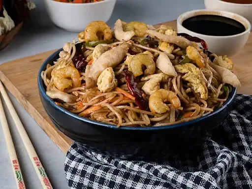 Mixed Schezwan Chowmein