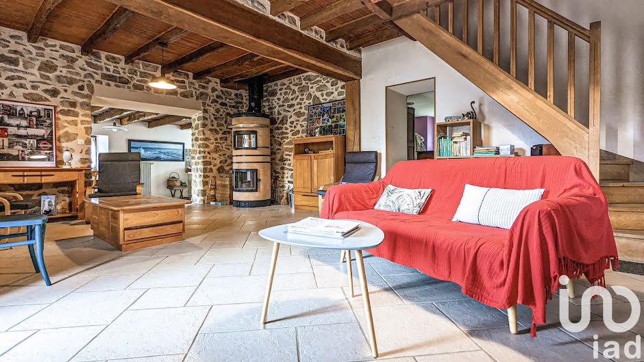 Vente maison 6 pièces 167 m² à Les Billanges (87340), 370 000 €