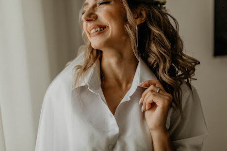 Wedding photographer Lyudmila Gayshun (lucygaishun). Photo of 11 April 2022