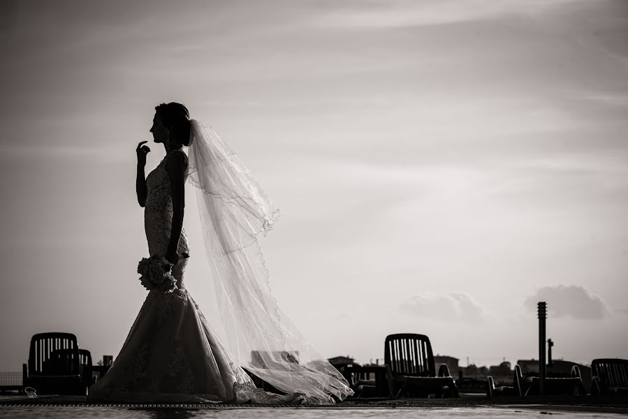 Fotógrafo de casamento Petko Momchilov (petkomomchilov). Foto de 20 de junho 2018