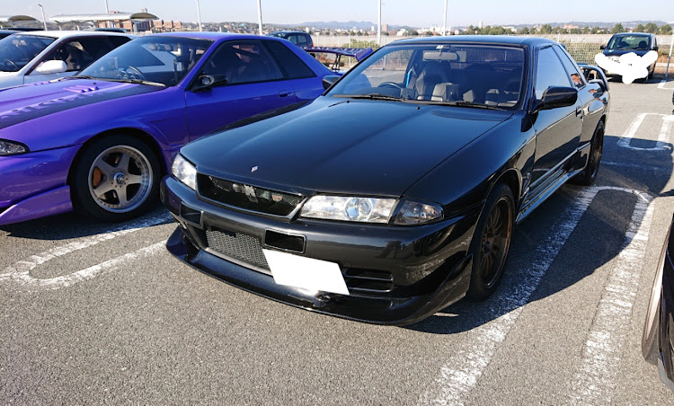 スカイライン GT-Rのツーリング・山口県秋吉台・きらら記念公園・32、34は王道・33は個性で勝負に関するカスタム事例の投稿画像9枚目